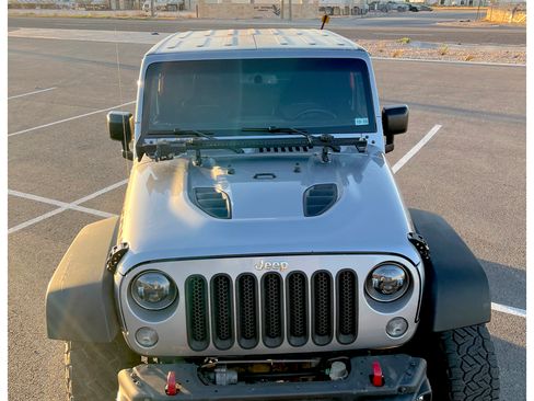 Used 2015 Jeep Wrangler Rubicon image 11