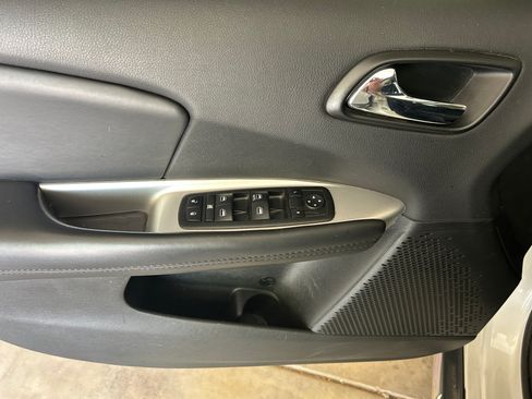 Used 2017 Dodge Journey Crossroad AWD/4WD image 21