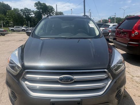 Used 2019 Ford Escape SEL FWD image 15