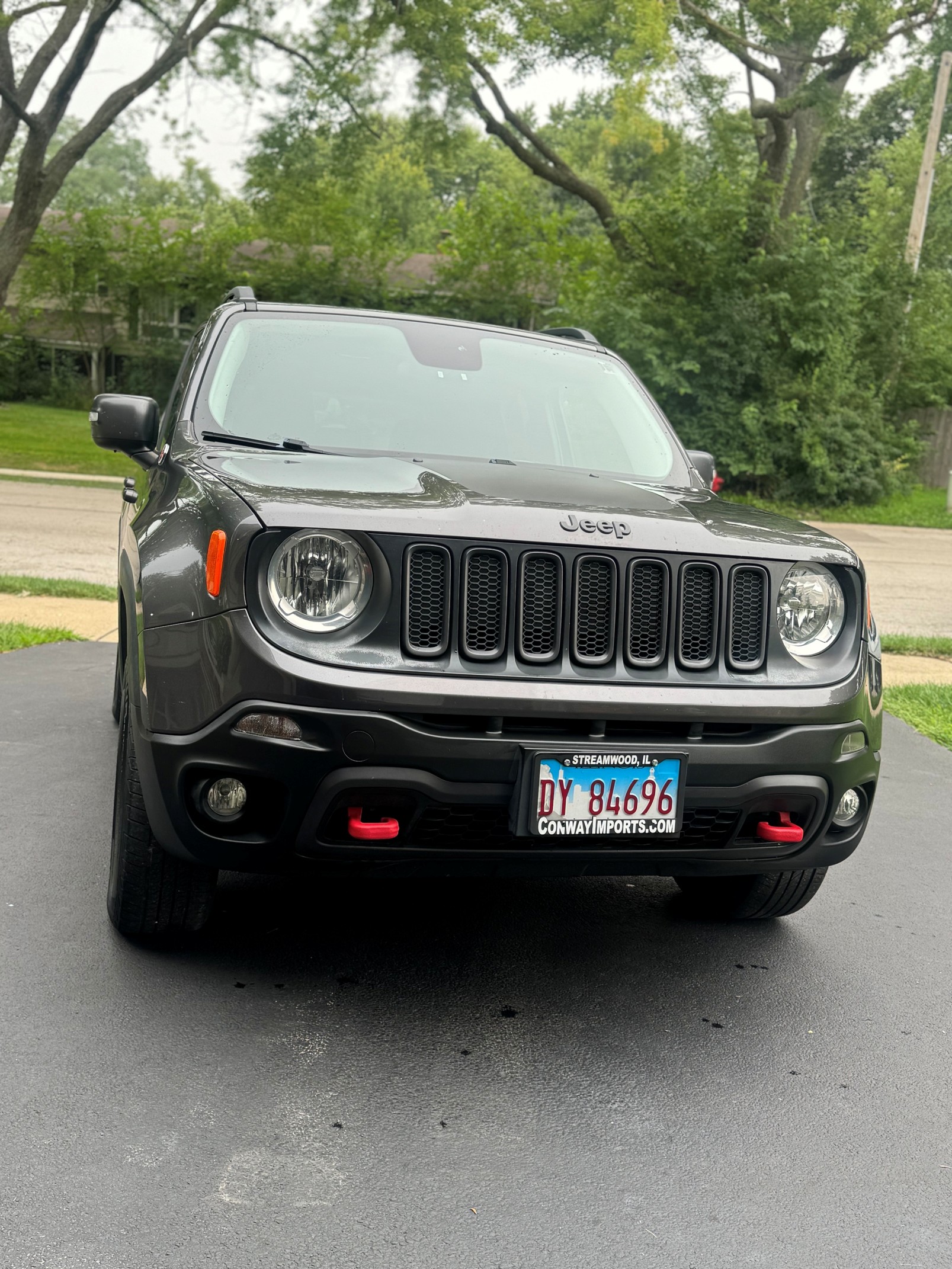 Used 2016 Jeep Renegade Trailhawk AWD/4WD image 2