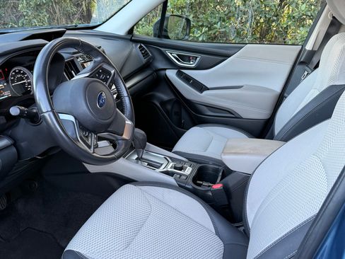 Used 2020 Subaru Forester Premium image 6