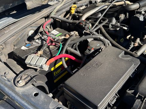 Used 2008 Jeep Wrangler Sahara w/ Dual Top Group image 17