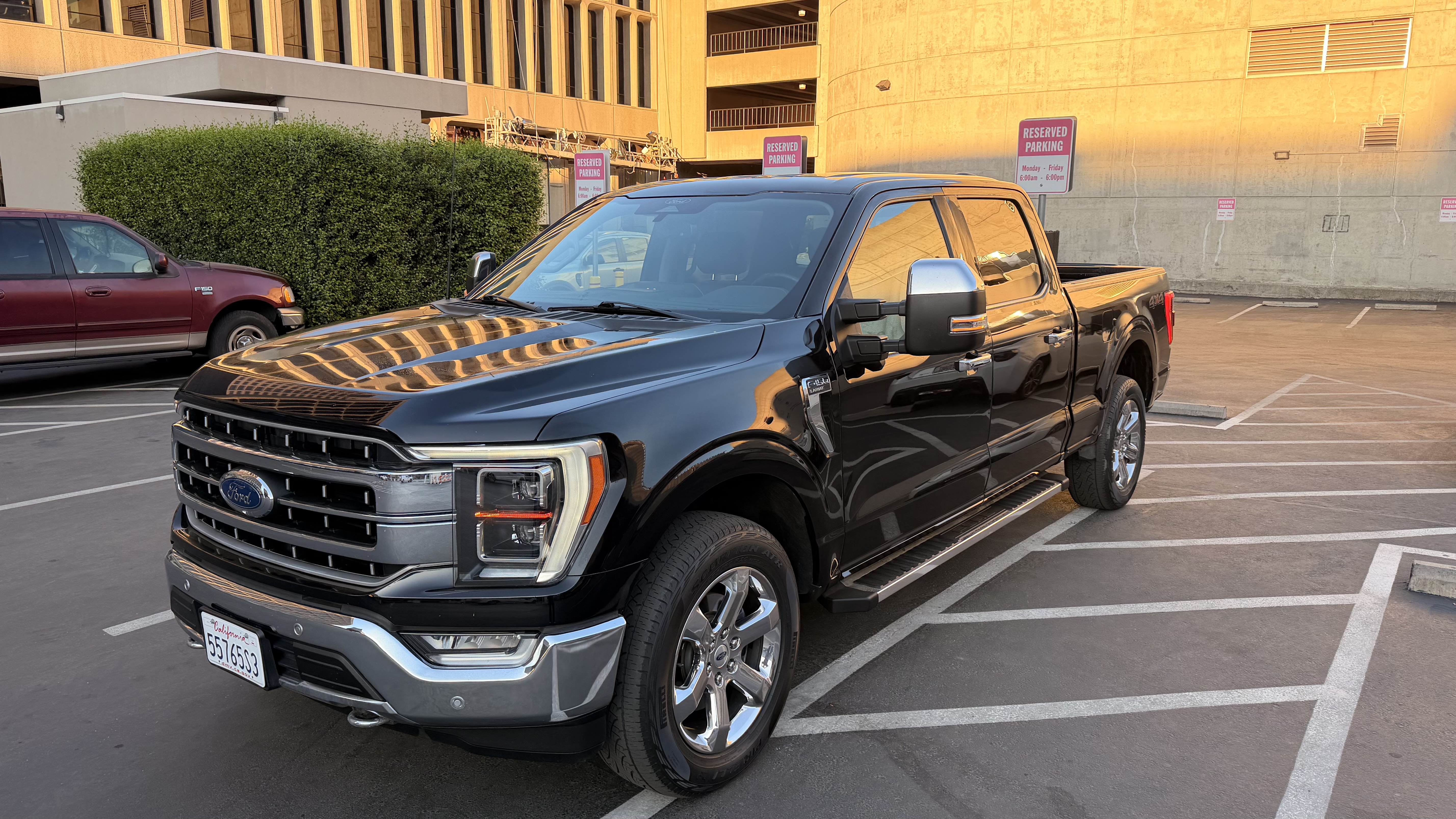 Used 2022 Ford F150 Lariat w/ Equipment Group 502A High AWD/4WD image 2