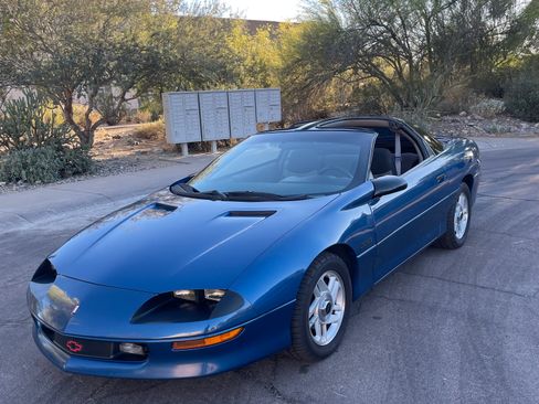 Used 1994 Chevrolet Camaro Z28 image 10