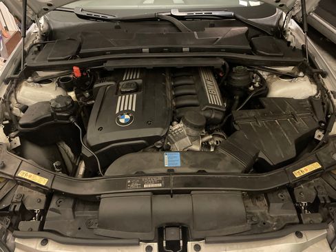 Used 2009 BMW 328i Coupe image 13