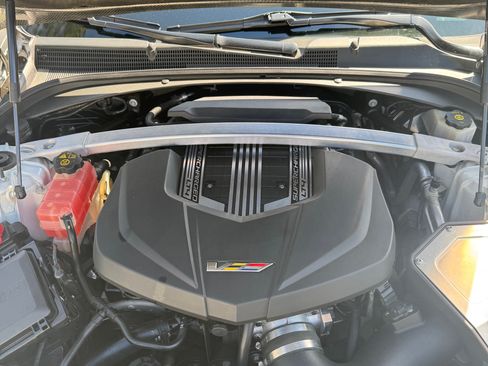 Used 2016 Cadillac CTS V w/ Carbon Fiber Package image 15