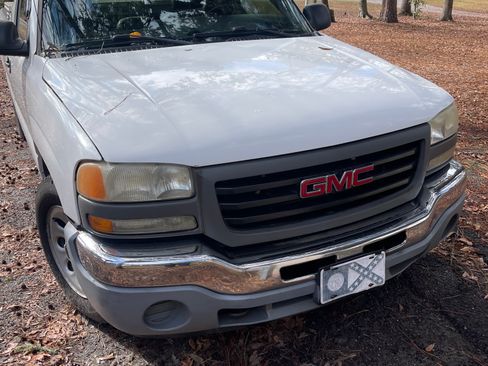Used 2005 GMC Sierra 1500 W/T image 5