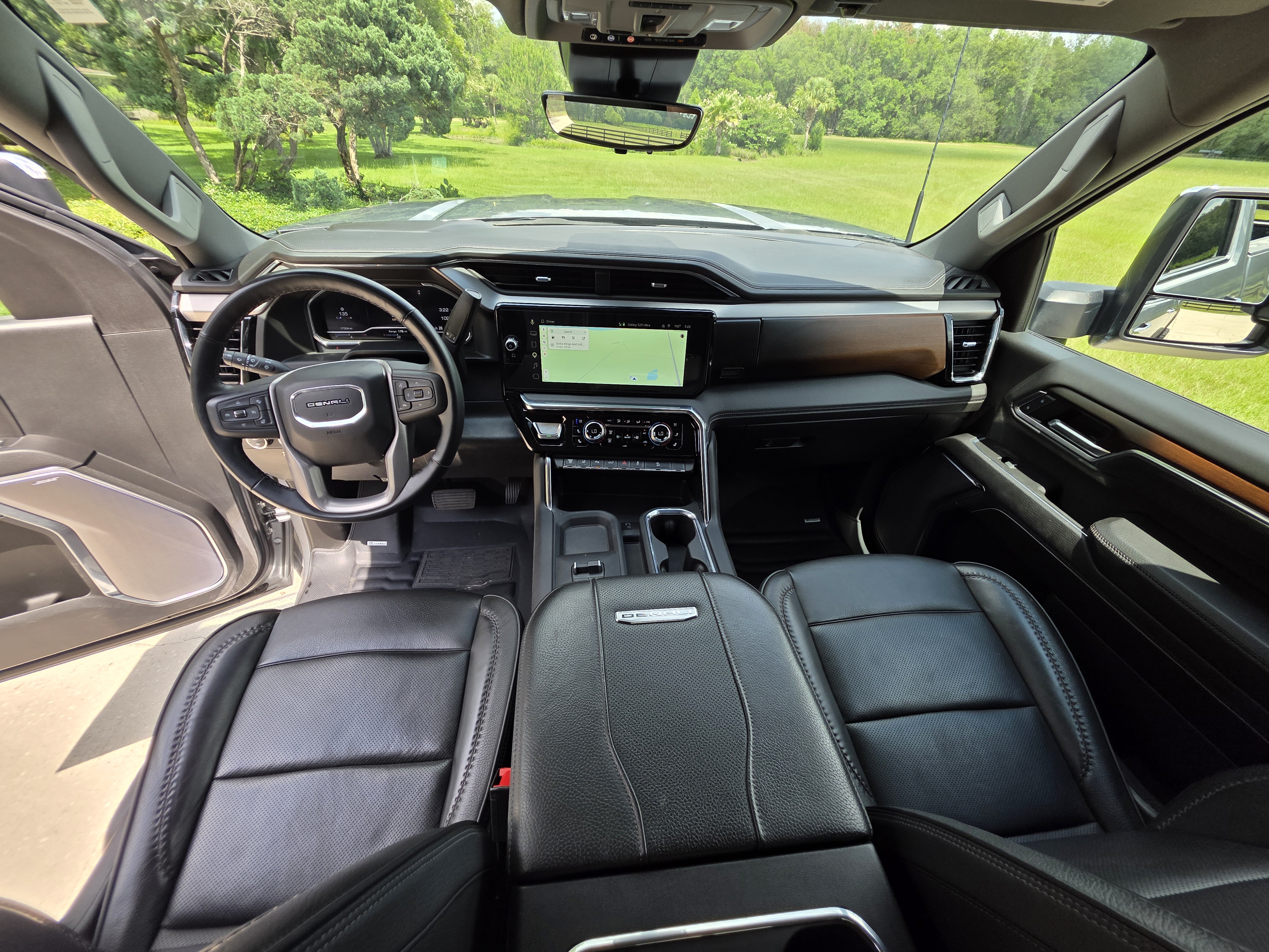Used 2025 GMC Sierra 2500 Denali w/ Technology Package AWD/4WD image 20