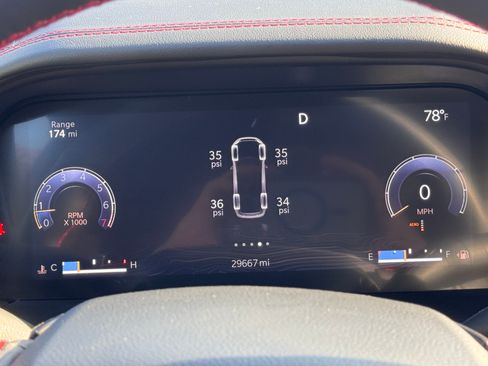 Used 2022 Jeep Grand Cherokee Trailhawk w/ Luxury Tech Group III AWD/4WD image 10