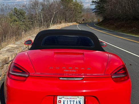 Used 2016 Porsche Boxster RWD image 12