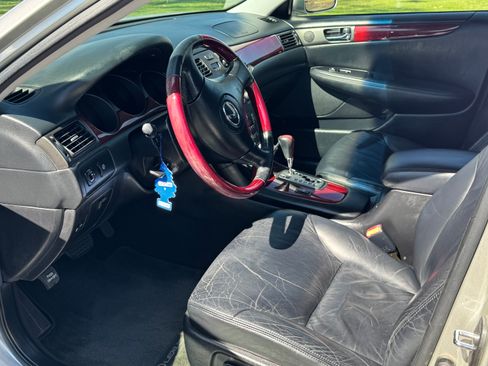 Used 2004 Lexus ES 330 image 15