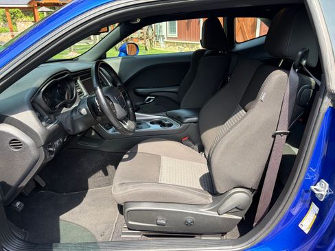 Used 2020 Dodge Challenger GT w/ Blacktop Package AWD/4WD image 13
