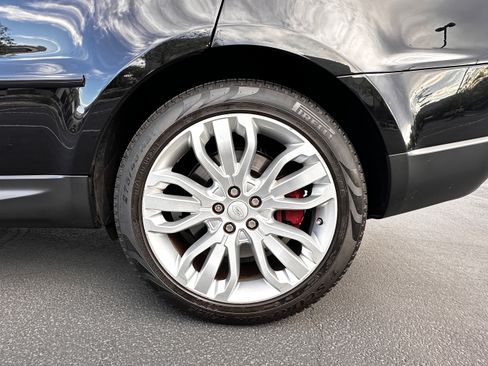 Used 2015 Land Rover Range Rover Sport Supercharged AWD/4WD image 12