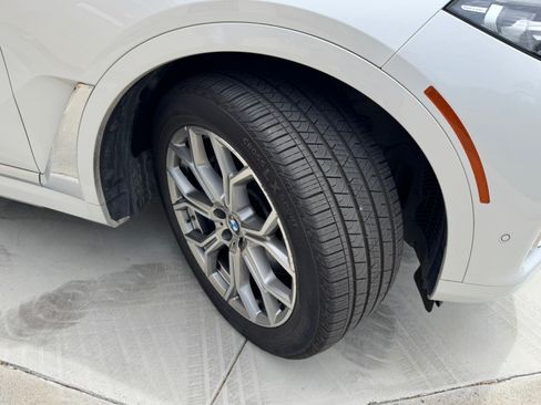 Used 2020 BMW X7 xDrive40i w/ Executive Package AWD/4WD image 9