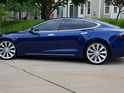 Used 2018 Tesla Model S 75D AWD/4WD image 16
