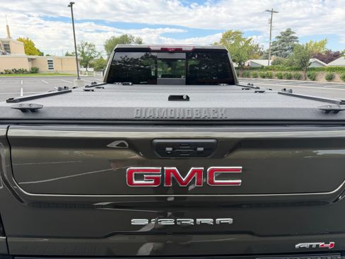 Used 2023 GMC Sierra 3500 AT4 w/ AT4 Premium Plus Package AWD/4WD image 16