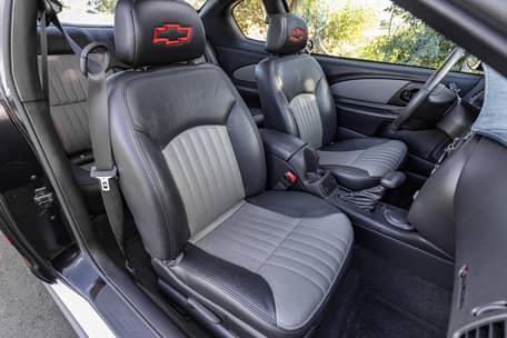 Used 2002 Chevrolet Monte Carlo SS w/ Preferred Equipment Group FWD image 6