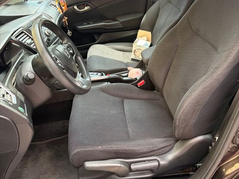 Used 2013 Honda Civic LX image 9