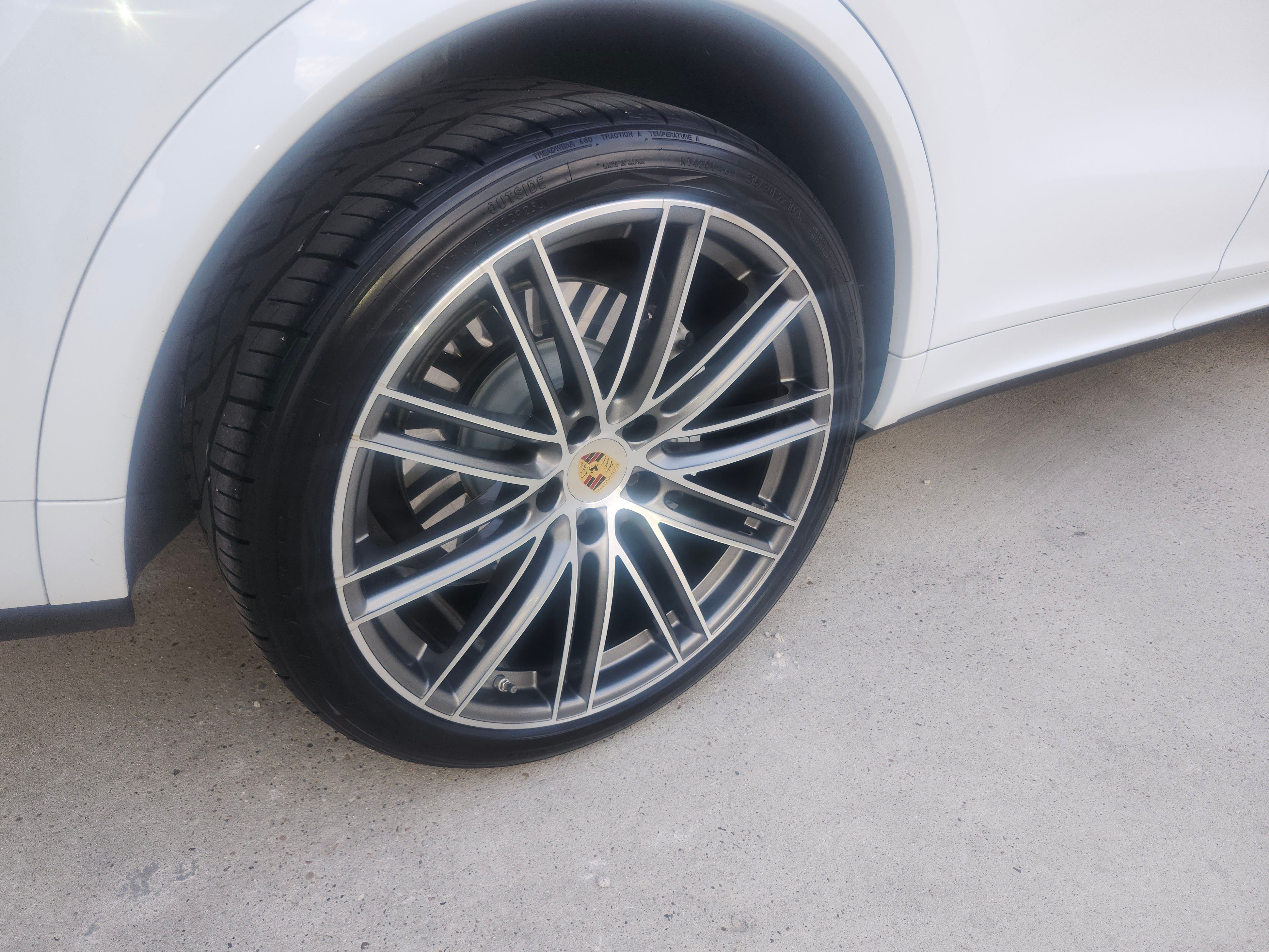 Used 2021 Porsche Cayenne Turbo AWD/4WD image 9