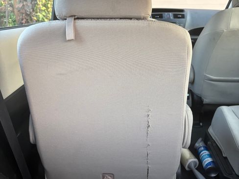 Used 2012 MAZDA MAZDA5 Touring FWD image 12