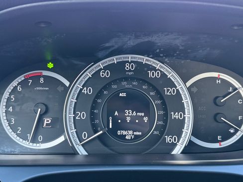 Used 2015 Honda Accord Touring image 8