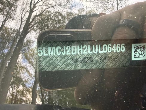 Used 2020 Lincoln Corsair Reserve w/ Equipment Group 202A image 5