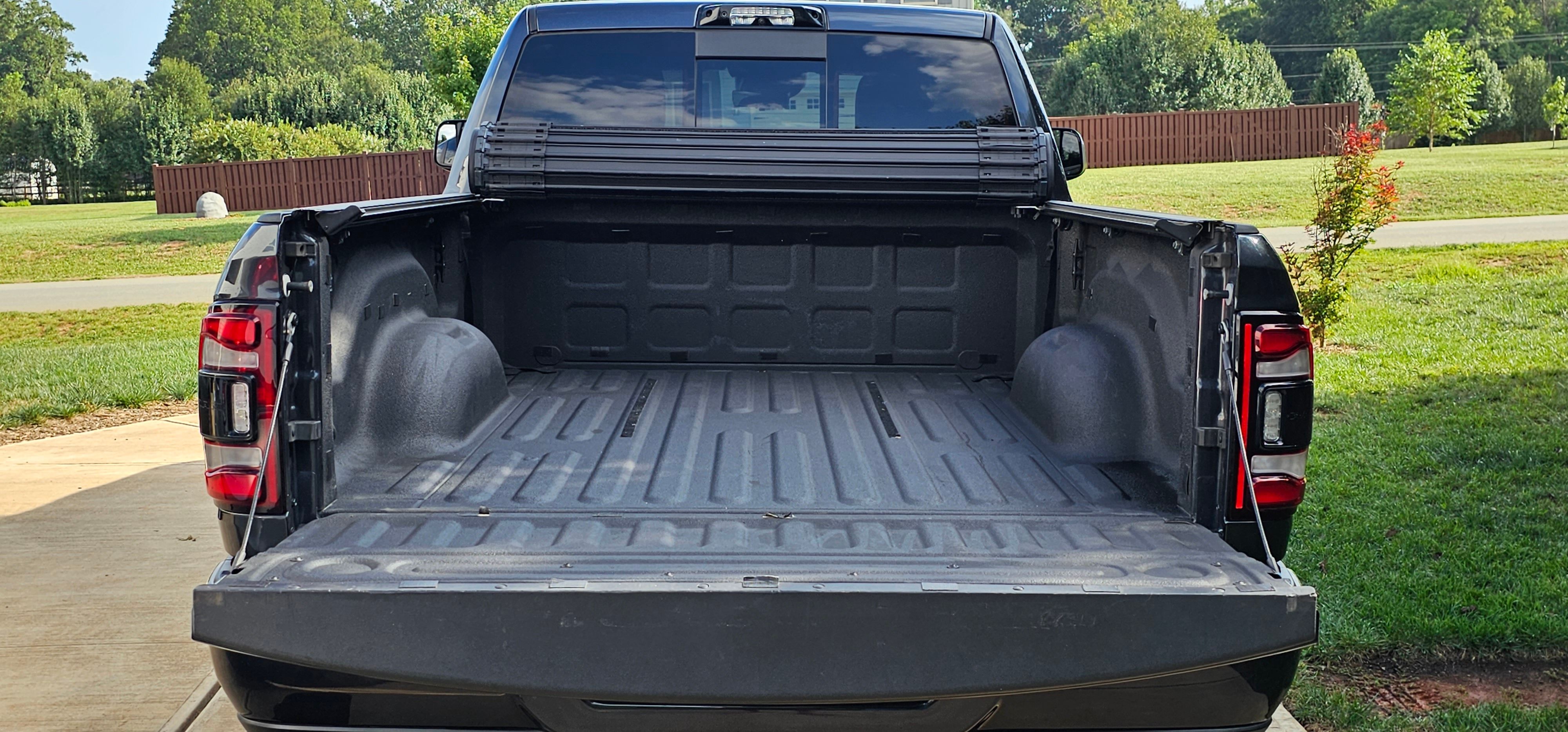 Used 2022 RAM 2500 Limited AWD/4WD image 8