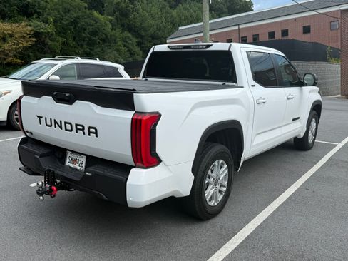 Used 2026 Toyota Tundra SR5 w/ SR5 Premium Package AWD/4WD image 11