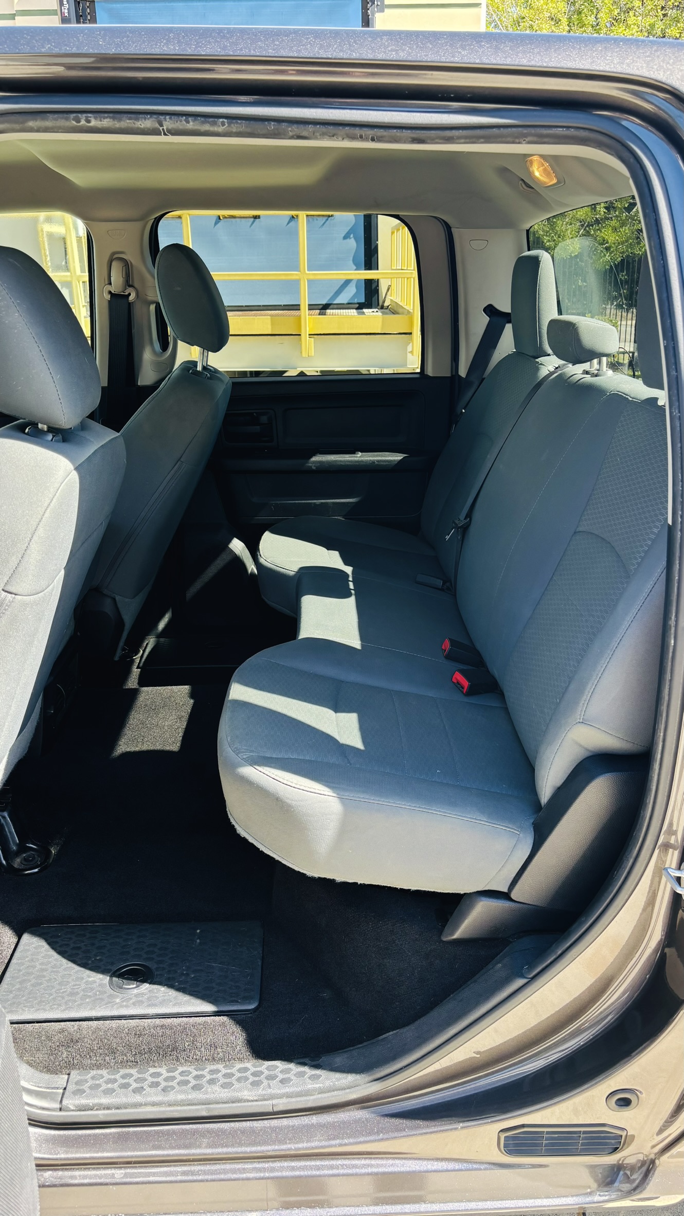 Used 2016 RAM 2500 Tradesman w/ Chrome Appearance Group AWD/4WD image 14