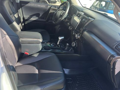 Used 2019 Toyota 4Runner TRD Off-Road Premium image 16