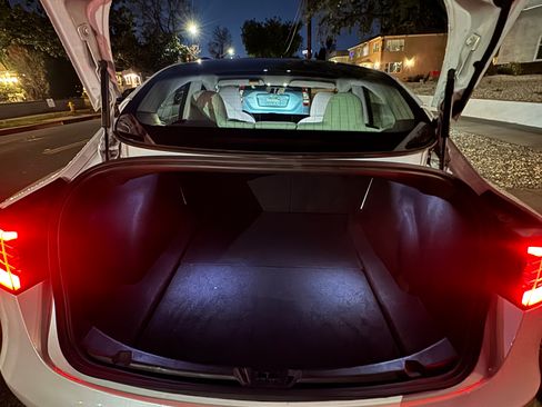 Used 2020 Tesla Model 3 Standard Range Plus image 13