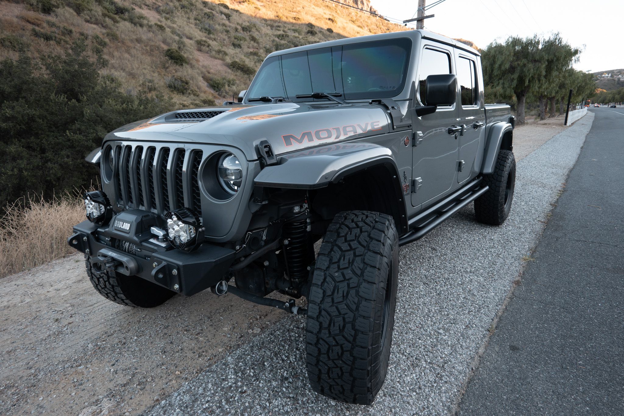 Used 2022 Jeep Gladiator Mojave w/ LED Lighting Group AWD/4WD image 10