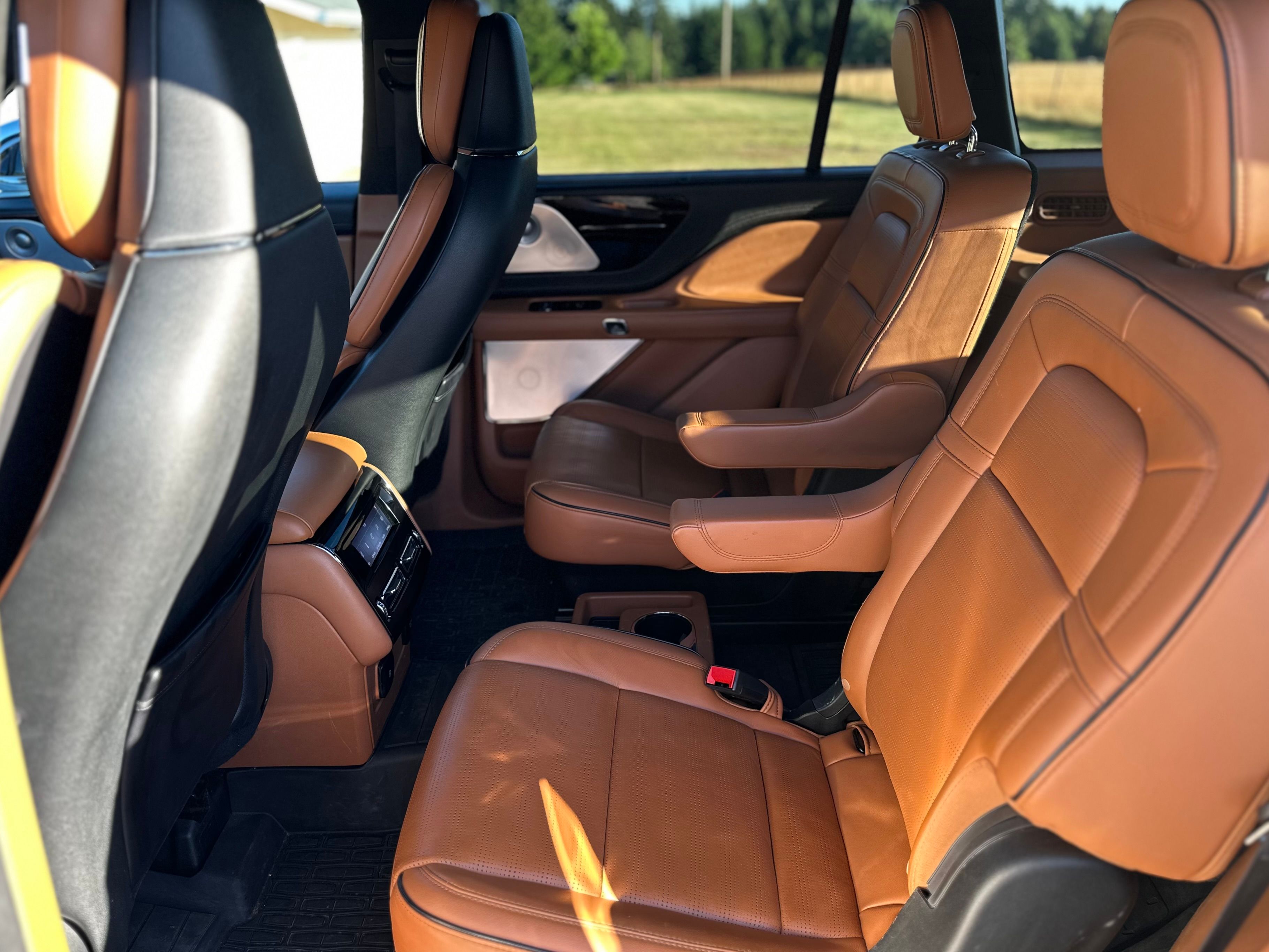 Used 2022 Lincoln Aviator Black Label Grand Touring AWD/4WD image 10