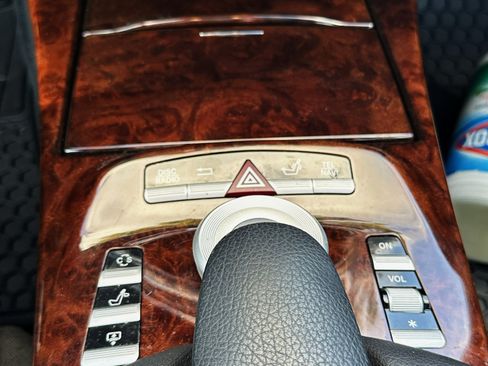 Used 2010 Mercedes-Benz S 550 image 15