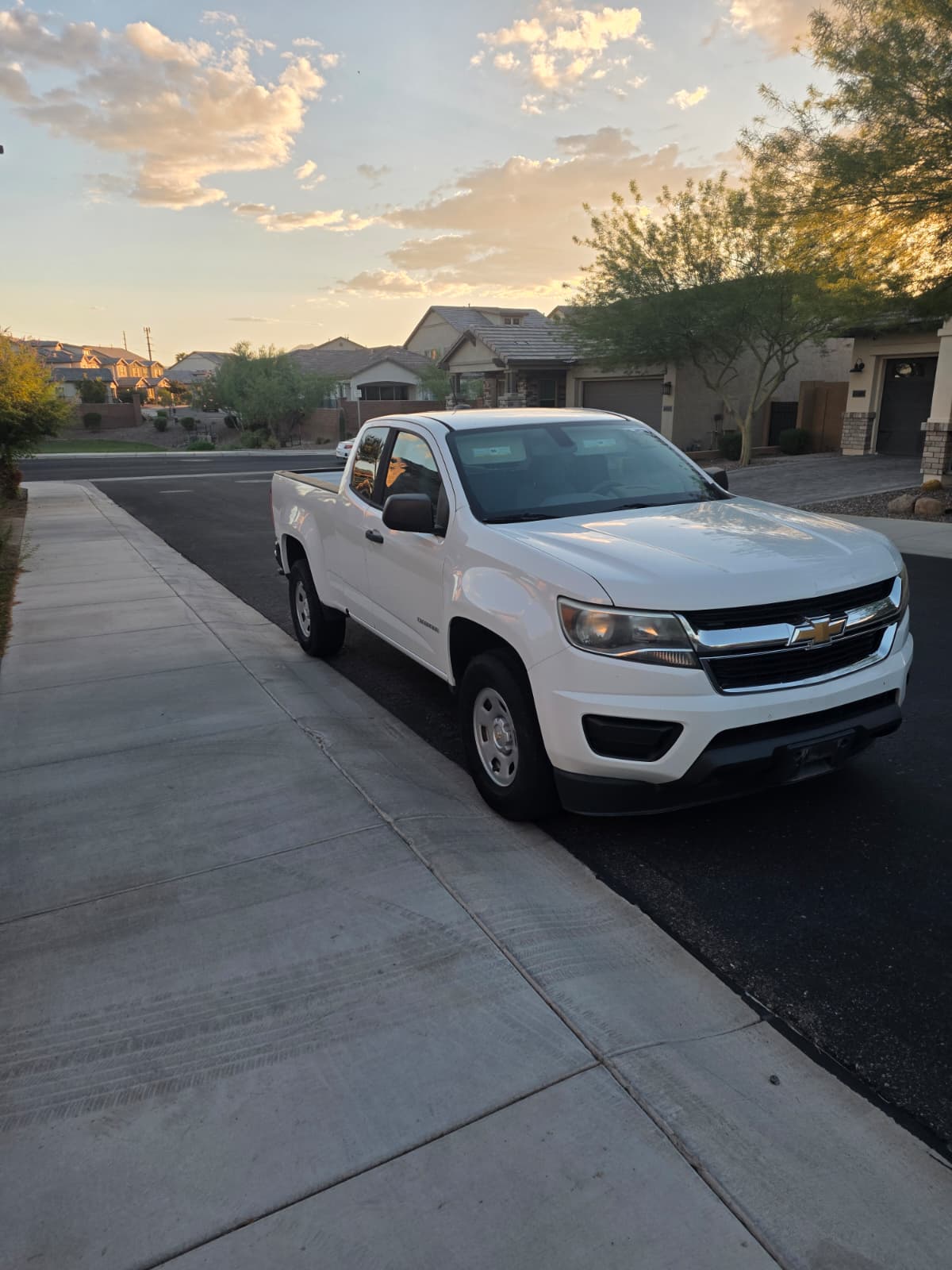 Used 2019 Chevrolet Colorado W/T w/ WT Convenience Package RWD image 1