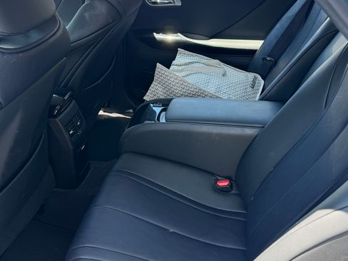 Used 2018 Toyota Mirai FWD image 11
