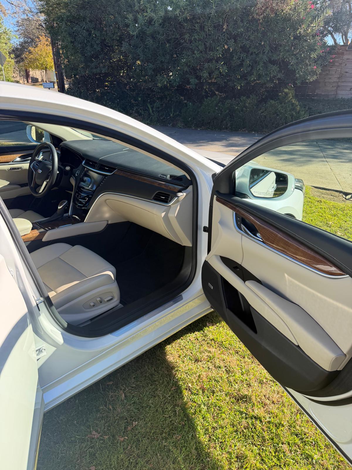 Used 2019 Cadillac XTS Luxury w/ Driver Awareness Package FWD image 9