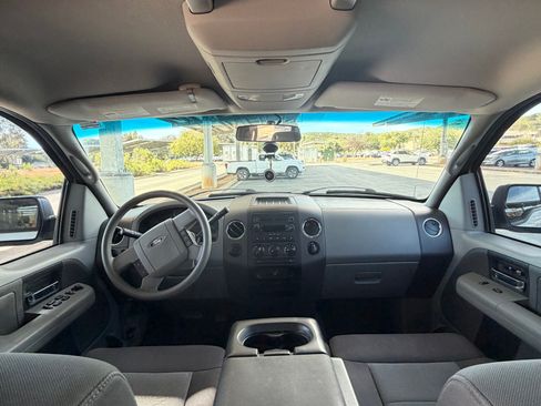 Used 2004 Ford F150 XLT image 6