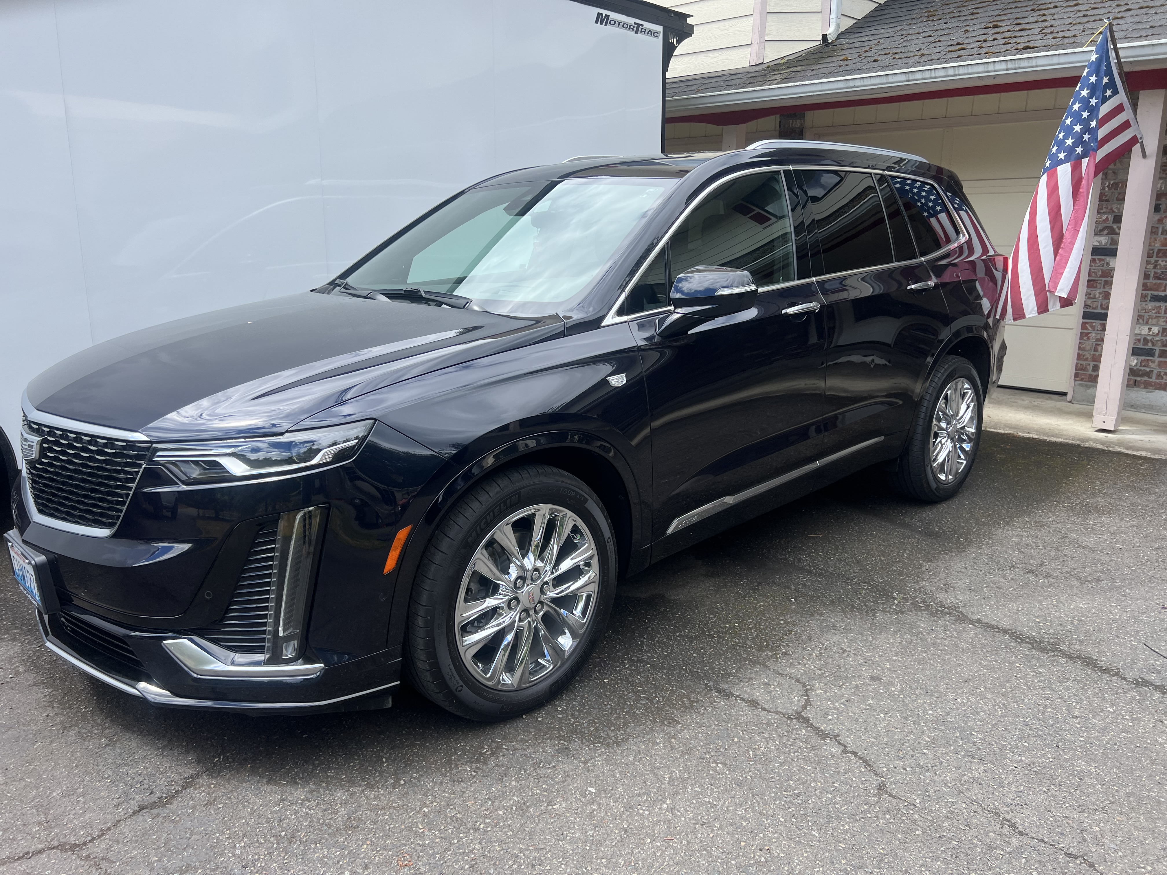 Used 2022 Cadillac XT6 Premium Luxury w/ LPO, Radiant Package AWD/4WD image 5