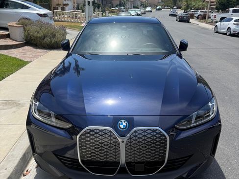 Used 2025 BMW i4 eDrive40 w/ Premium Package RWD image 4