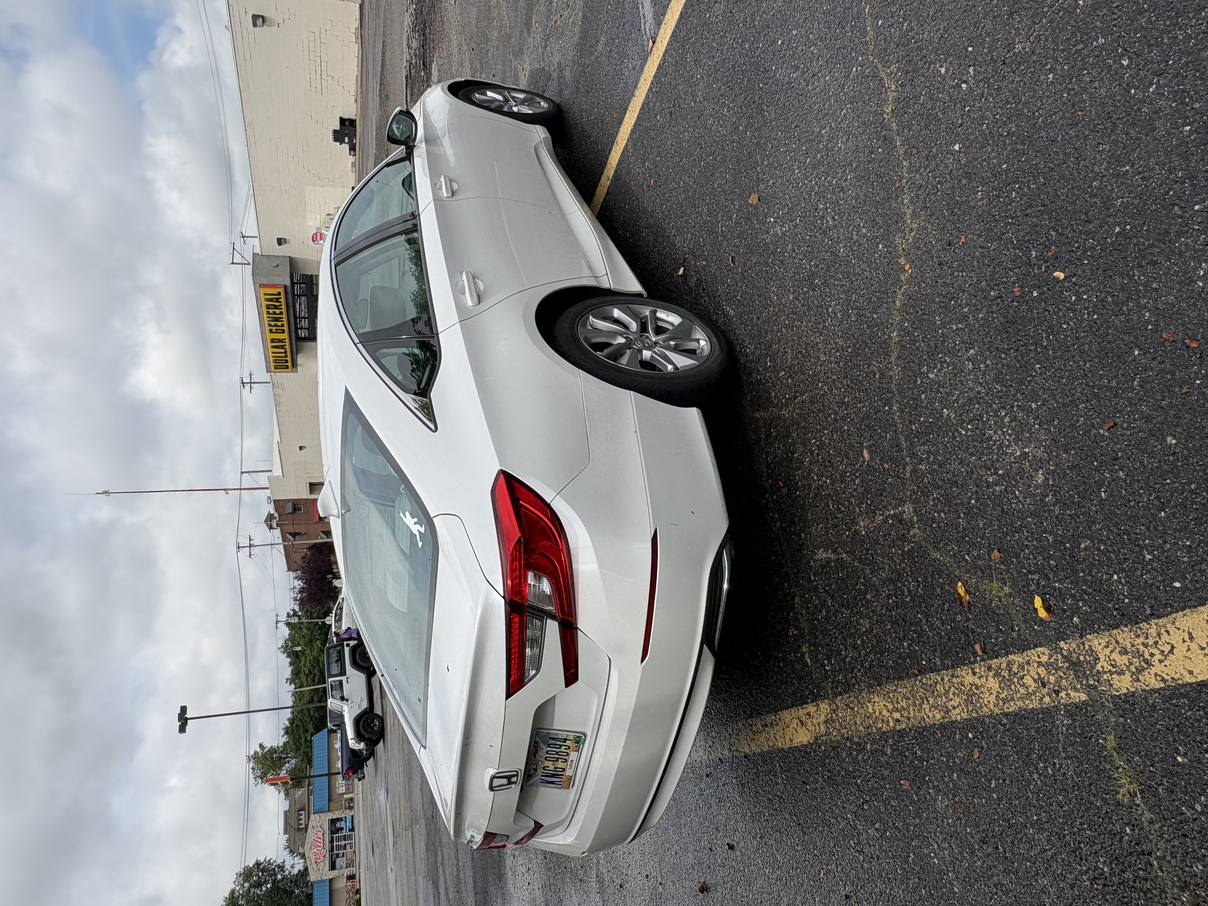 Used 2018 Honda Accord LX image 2