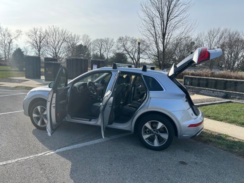 Used 2022 Audi Q5 2.0T Premium Plus w/ Premium Plus Package image 12