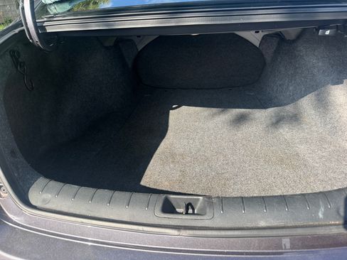 Used 2017 Honda Accord EX-L image 26