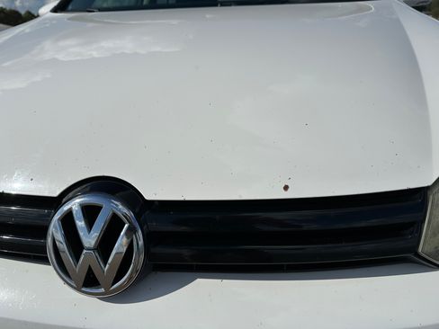 Used 2013 Volkswagen Golf TDI image 24