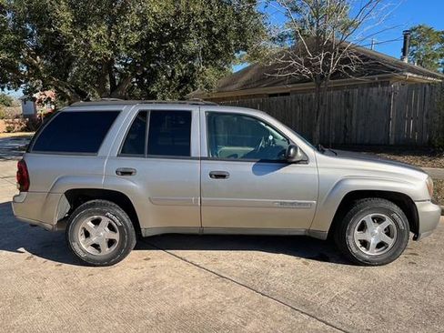 Used 2003 Chevrolet TrailBlazer LT image 11