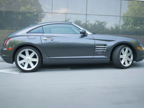Used 2004 Chrysler Crossfire Coupe RWD image 9