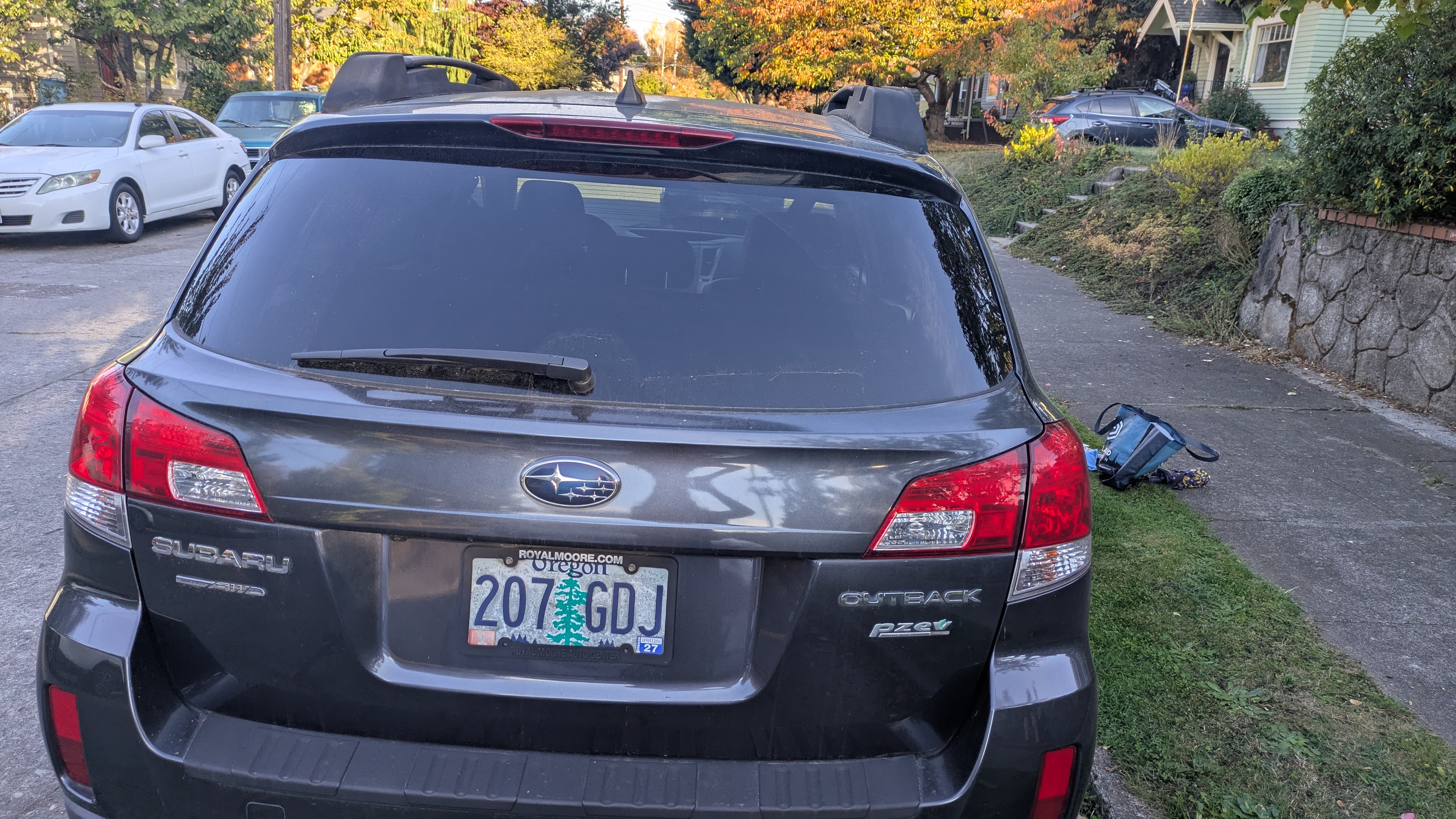Used 2013 Subaru Outback 2.5i Limited AWD/4WD image 5