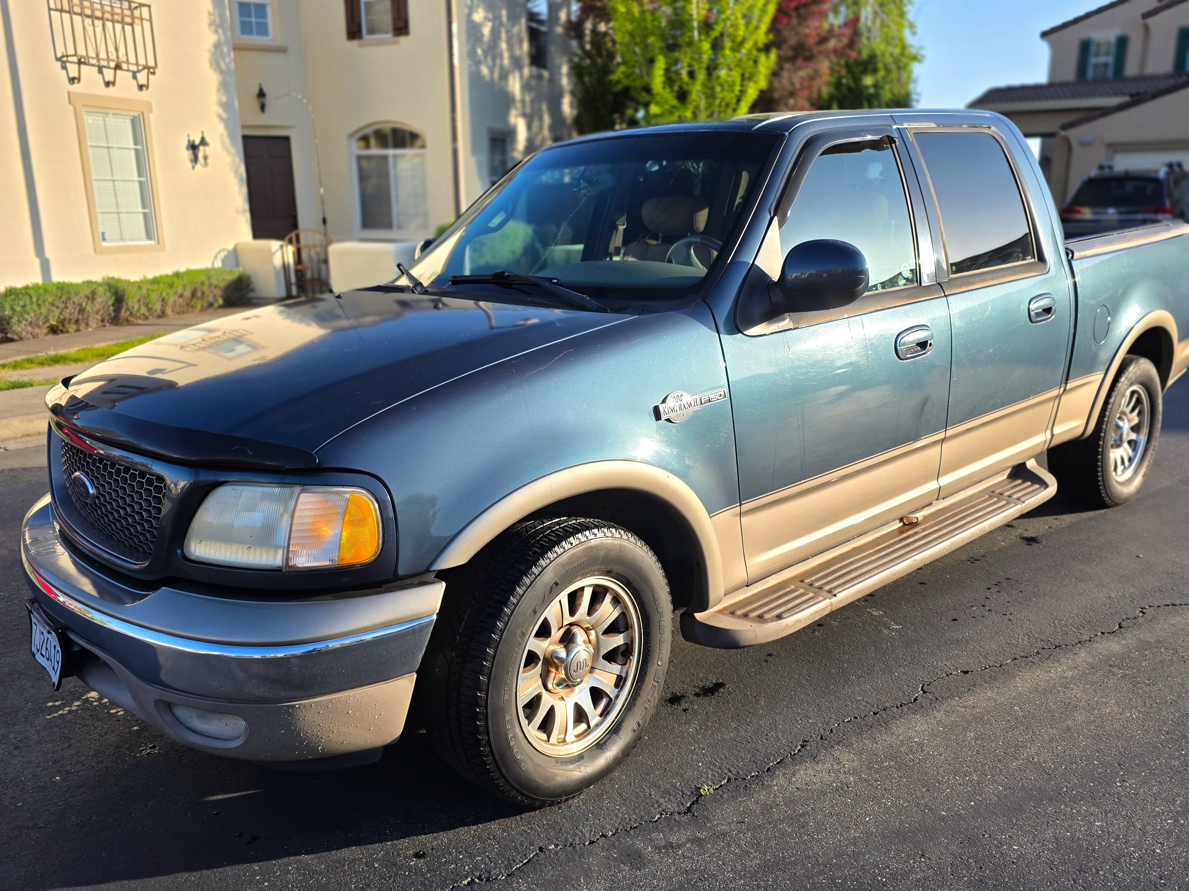 Used 2002 Ford F150 King Ranch RWD image 1