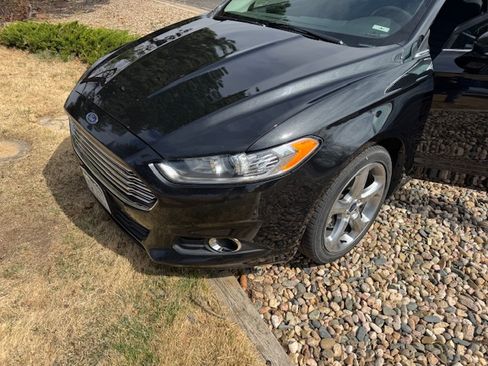 Used 2015 Ford Fusion SE image 20