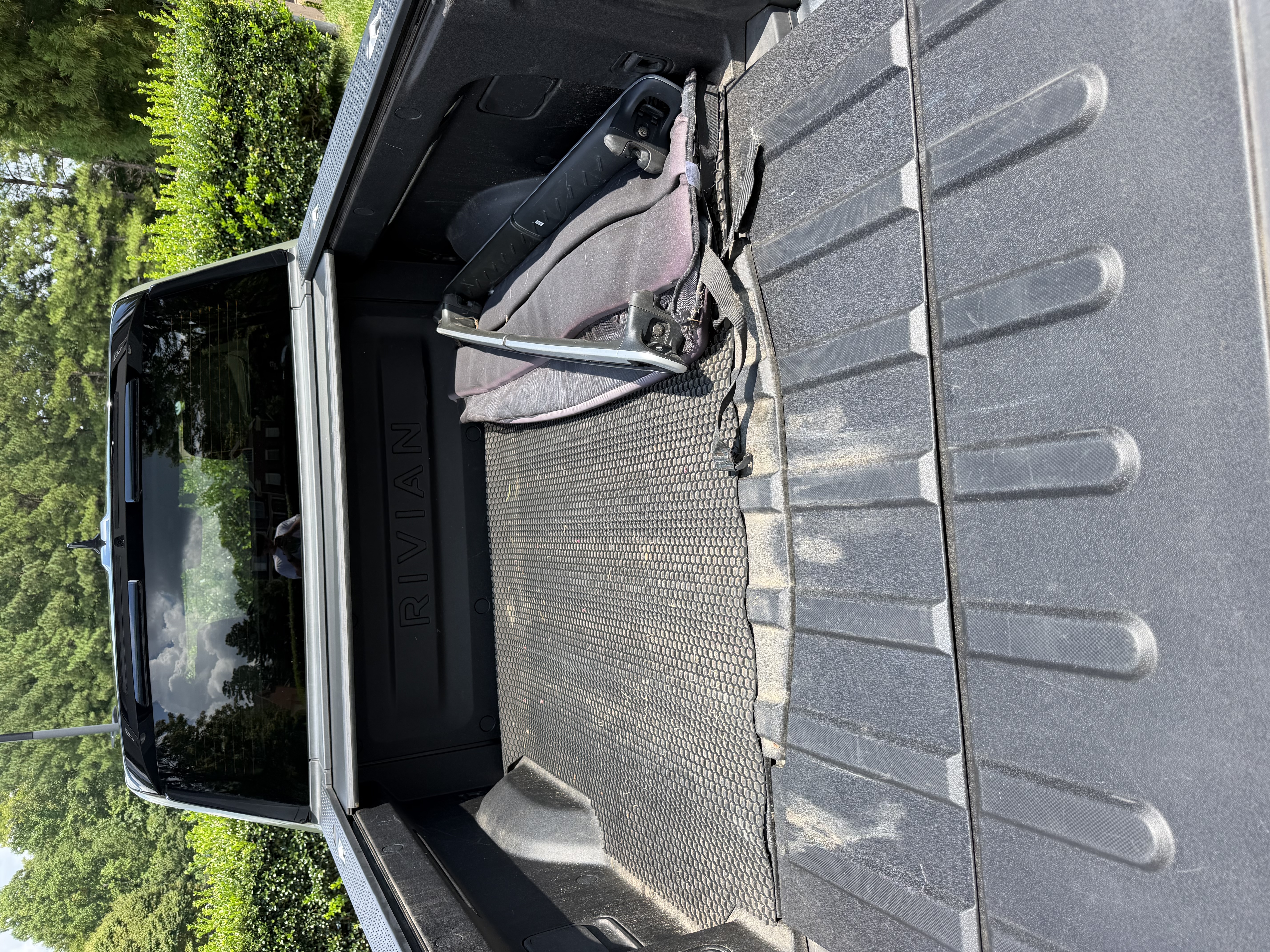 Used 2022 Rivian R1T Launch Edition AWD/4WD image 18